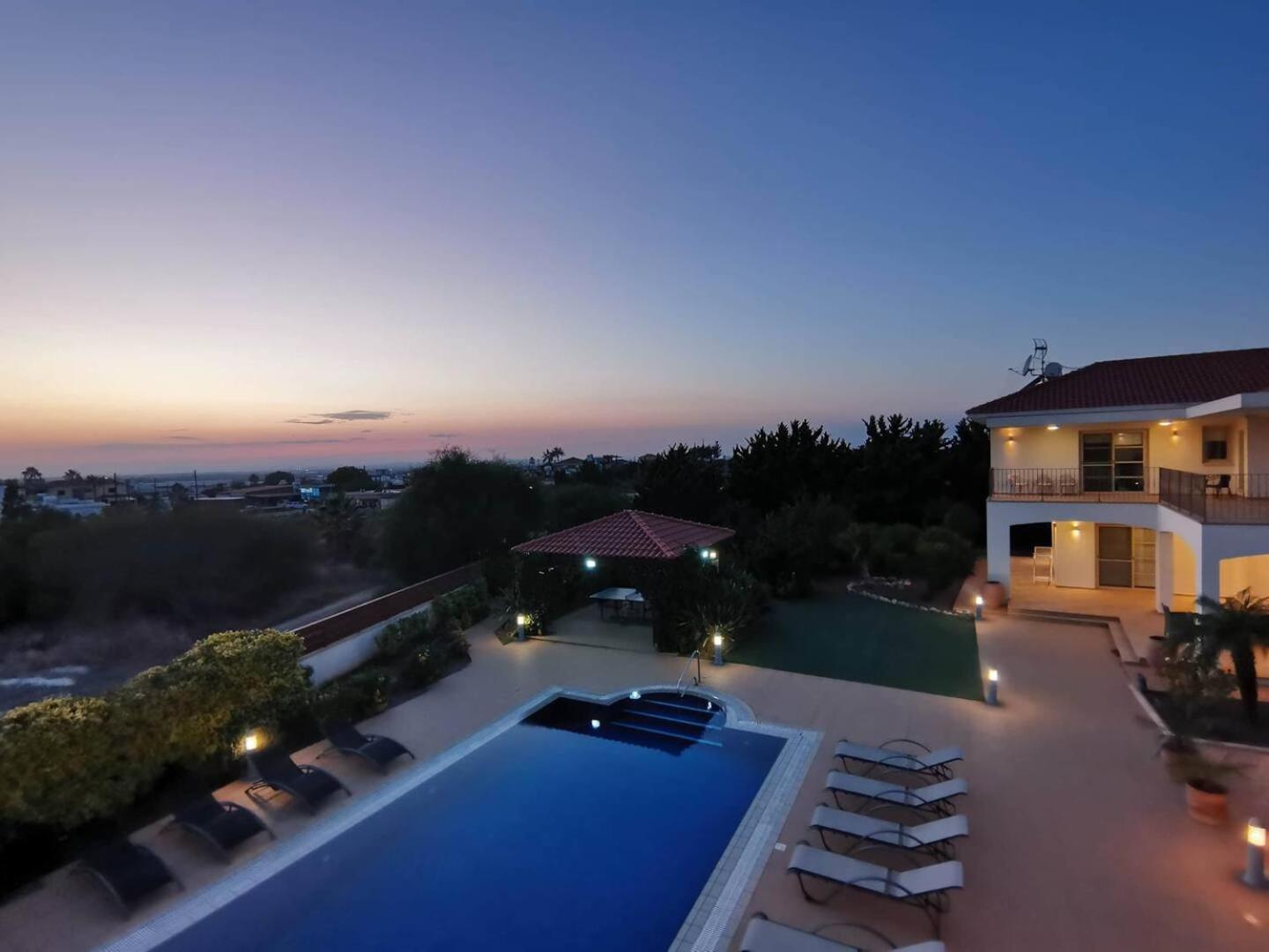 Orchard Blossom Private Villa With Pool Phrenaros Екстериор снимка